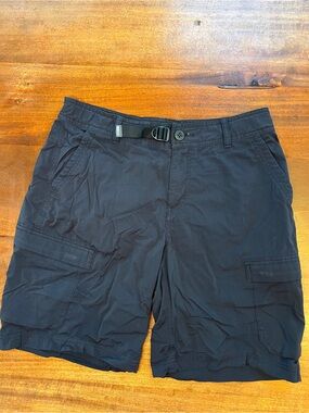 REI Co-op Women's Cargo Shorts Black Size 10 Belted Pockets Button Zip